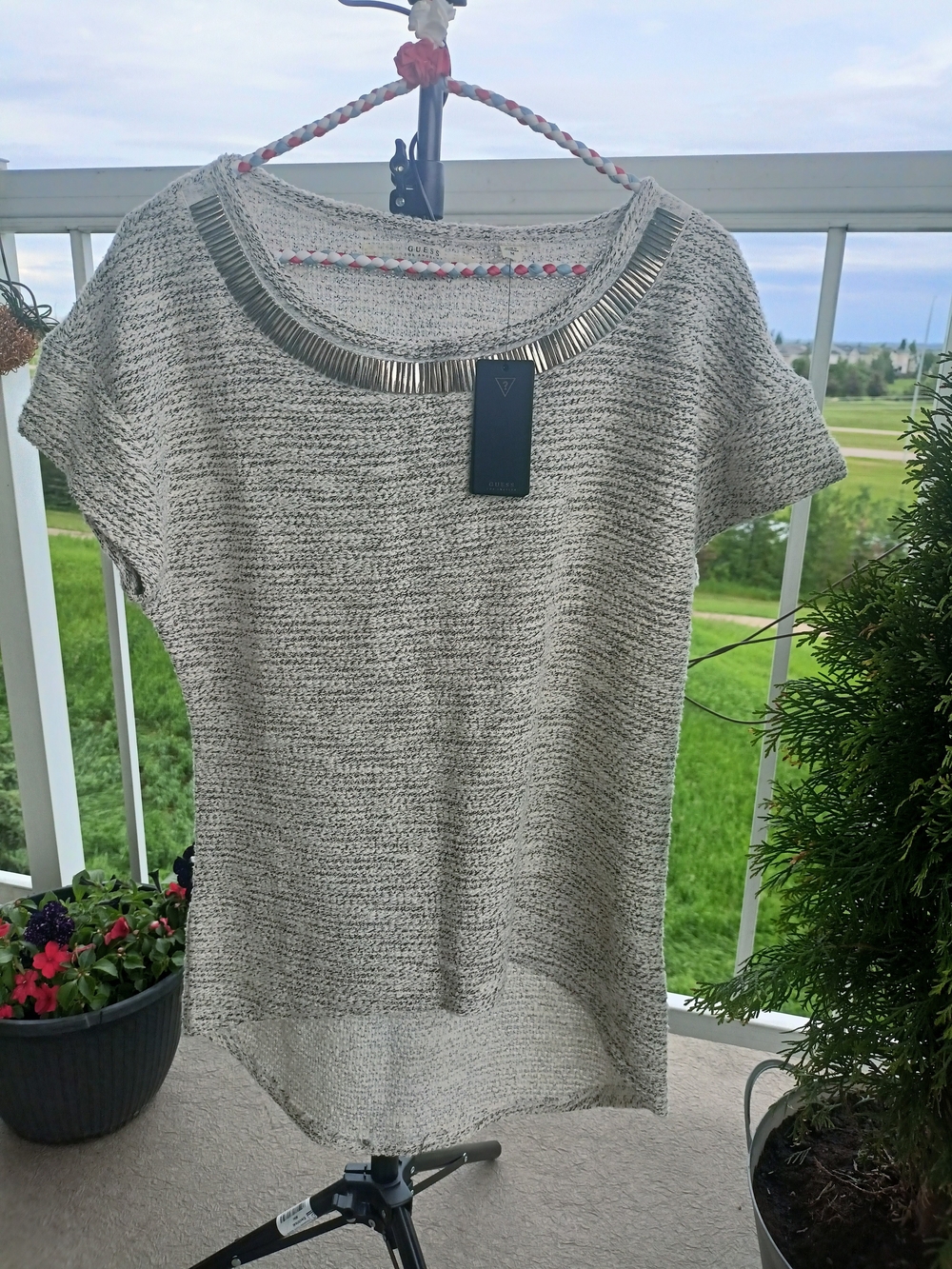 Embellished Bouclé Top Guess in Grey/Silver